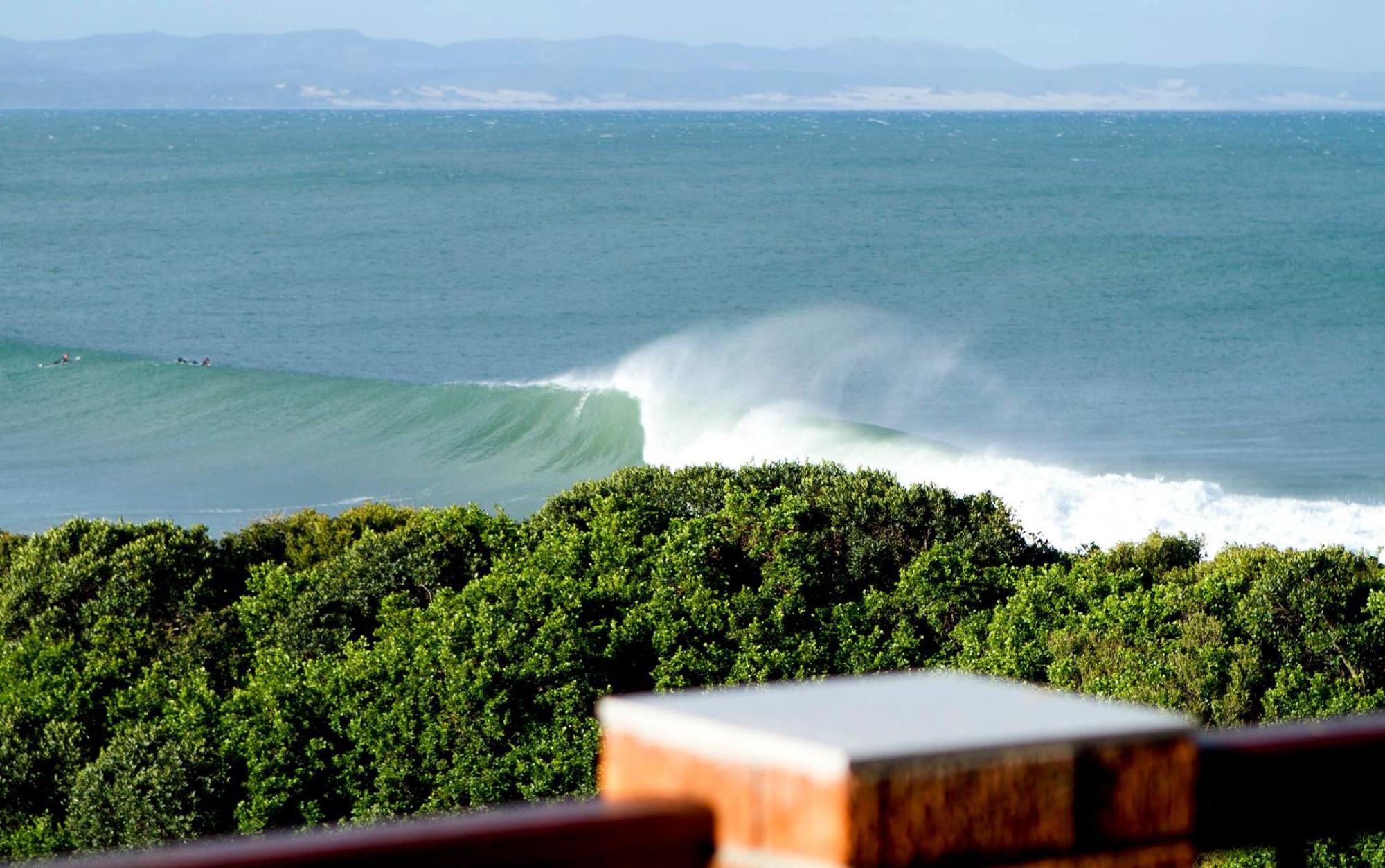 Shaloha Guesthouse On Supertubes Jeffreys Bay Exterior foto