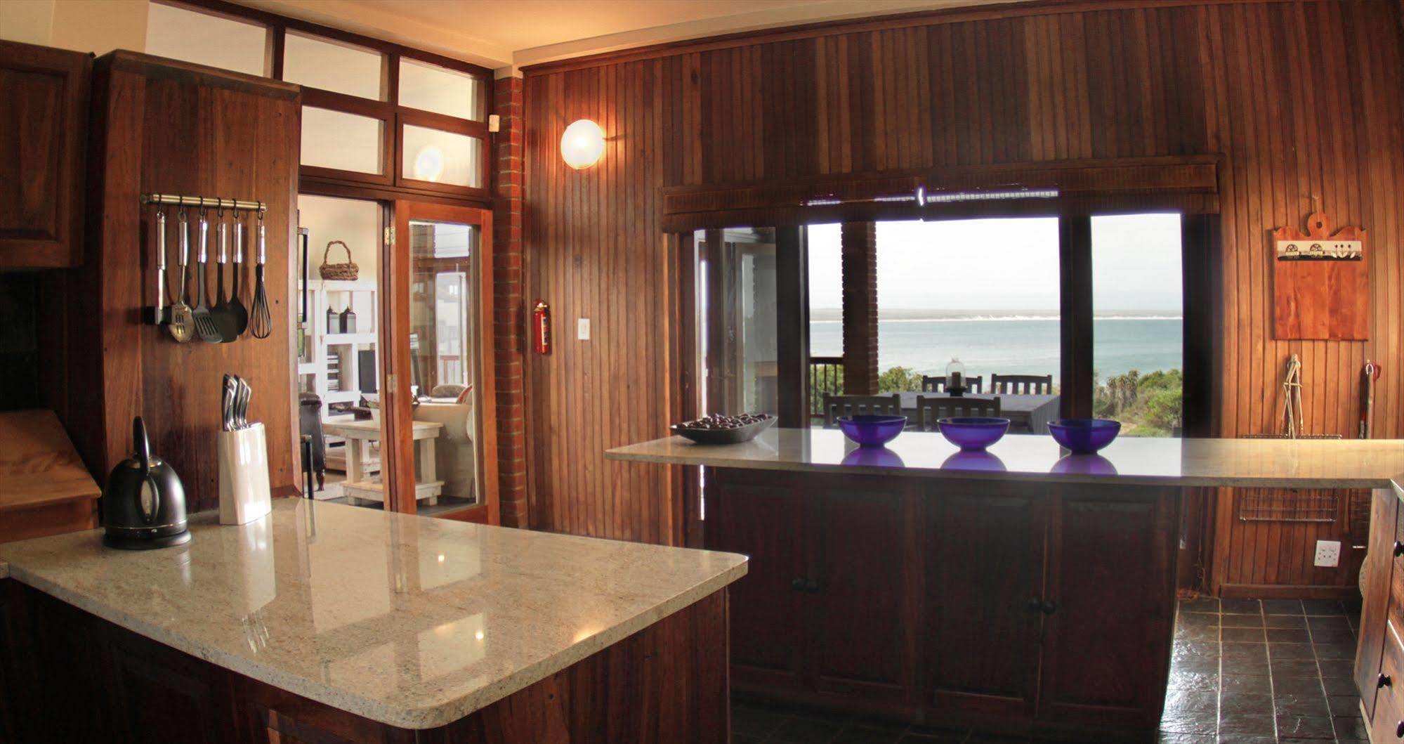 Shaloha Guesthouse On Supertubes Jeffreys Bay Exterior foto