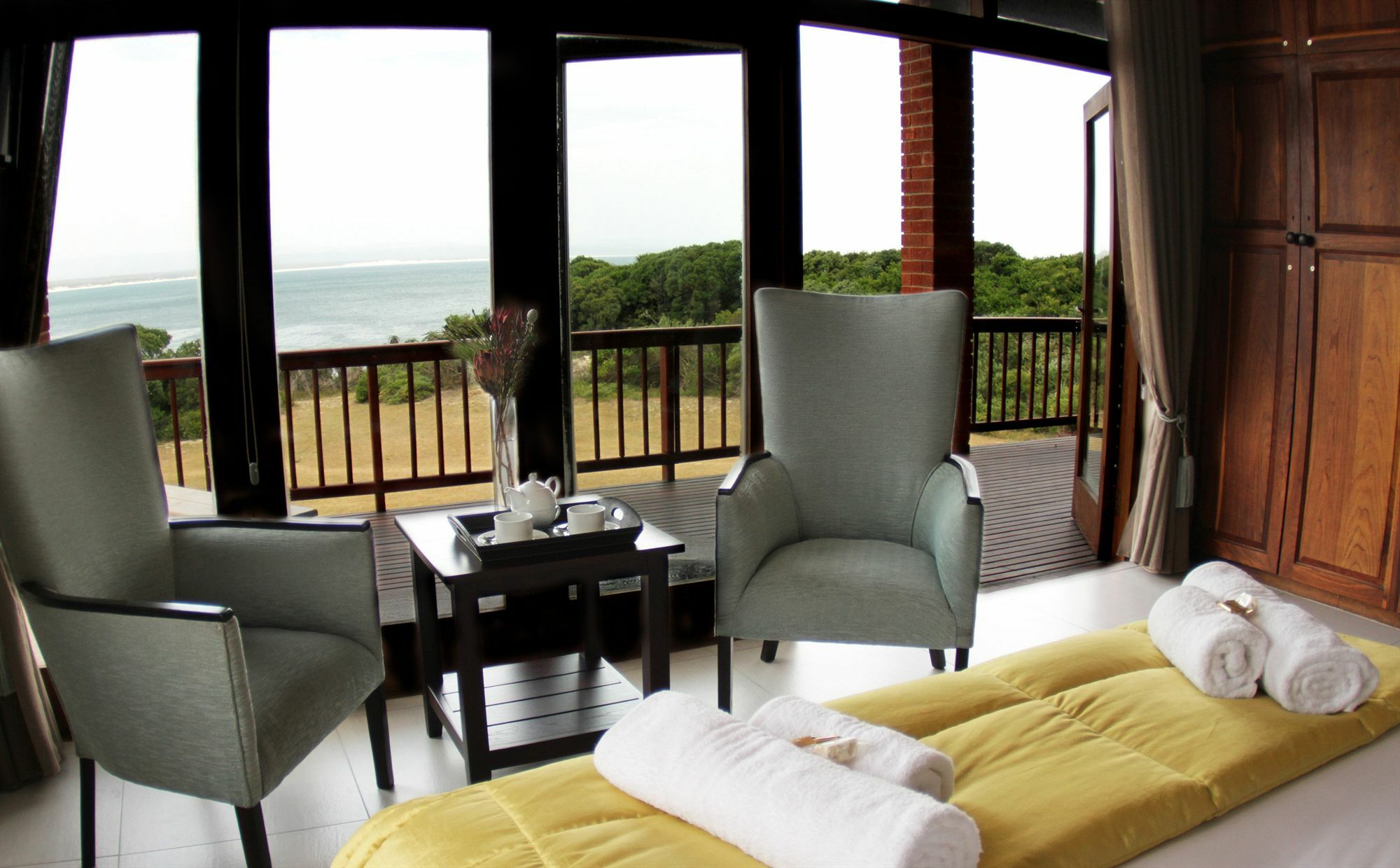 Shaloha Guesthouse On Supertubes Jeffreys Bay Exterior foto
